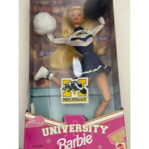 Mattel University Barbie Michigan Wolverines Cheerleader Doll 17398 1996 Vintage